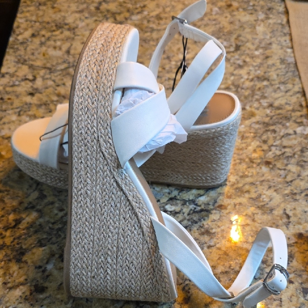 Madden White Women's Wedge Sandals - Picture 4 of 5